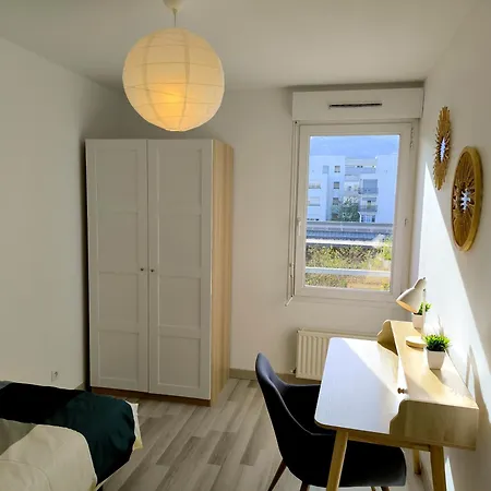 Cozy 66 M2 Apartment