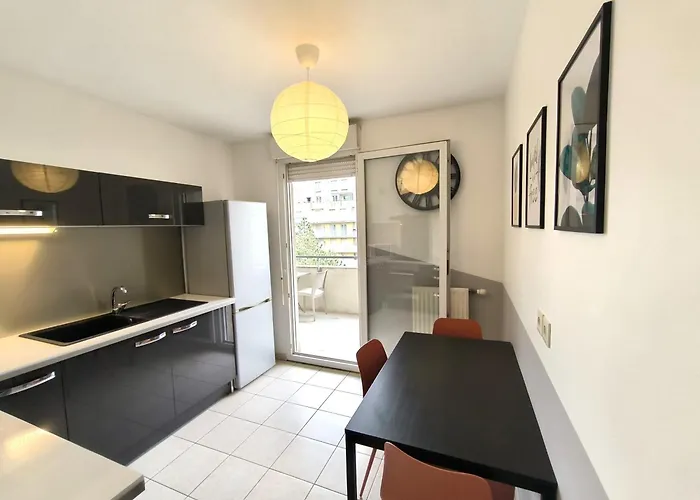 Cozy 66 M2 * Grenoble